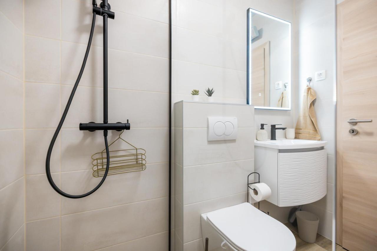 Bridge Comfort Apartment Zára Kültér fotó